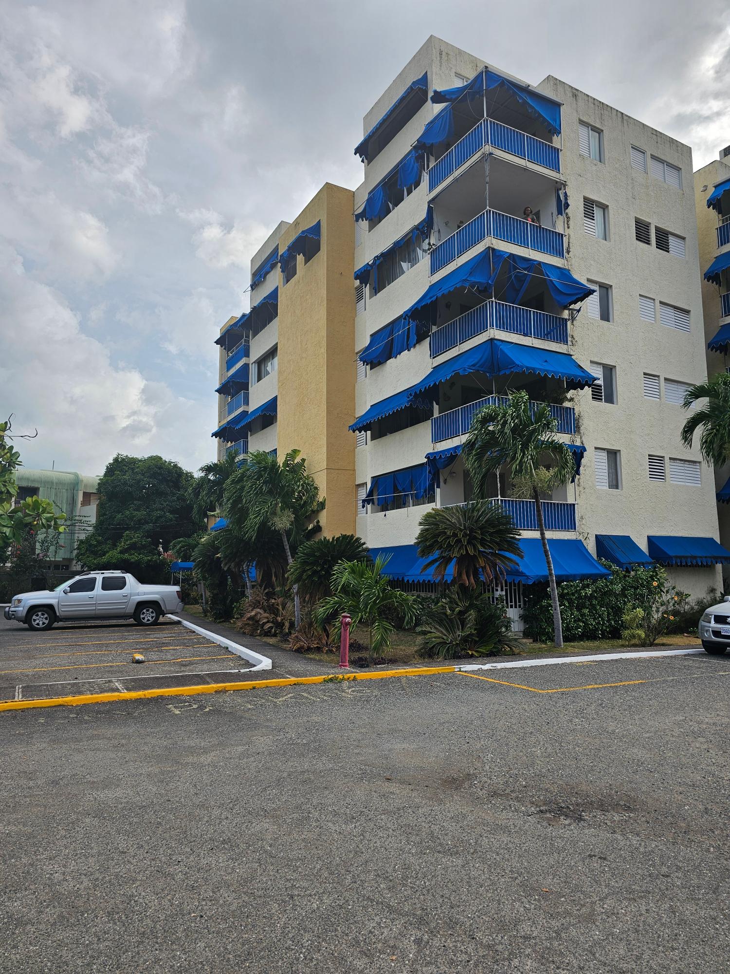 Gallery-Apartments-for-Sale-in-New-Kingston-St.-Andrew-Jamaica-2-Bed-2-Bath Fifth image of 17 Oxford Road in Kingston 5, St. Andrew, Jamaica - property is For Sale
