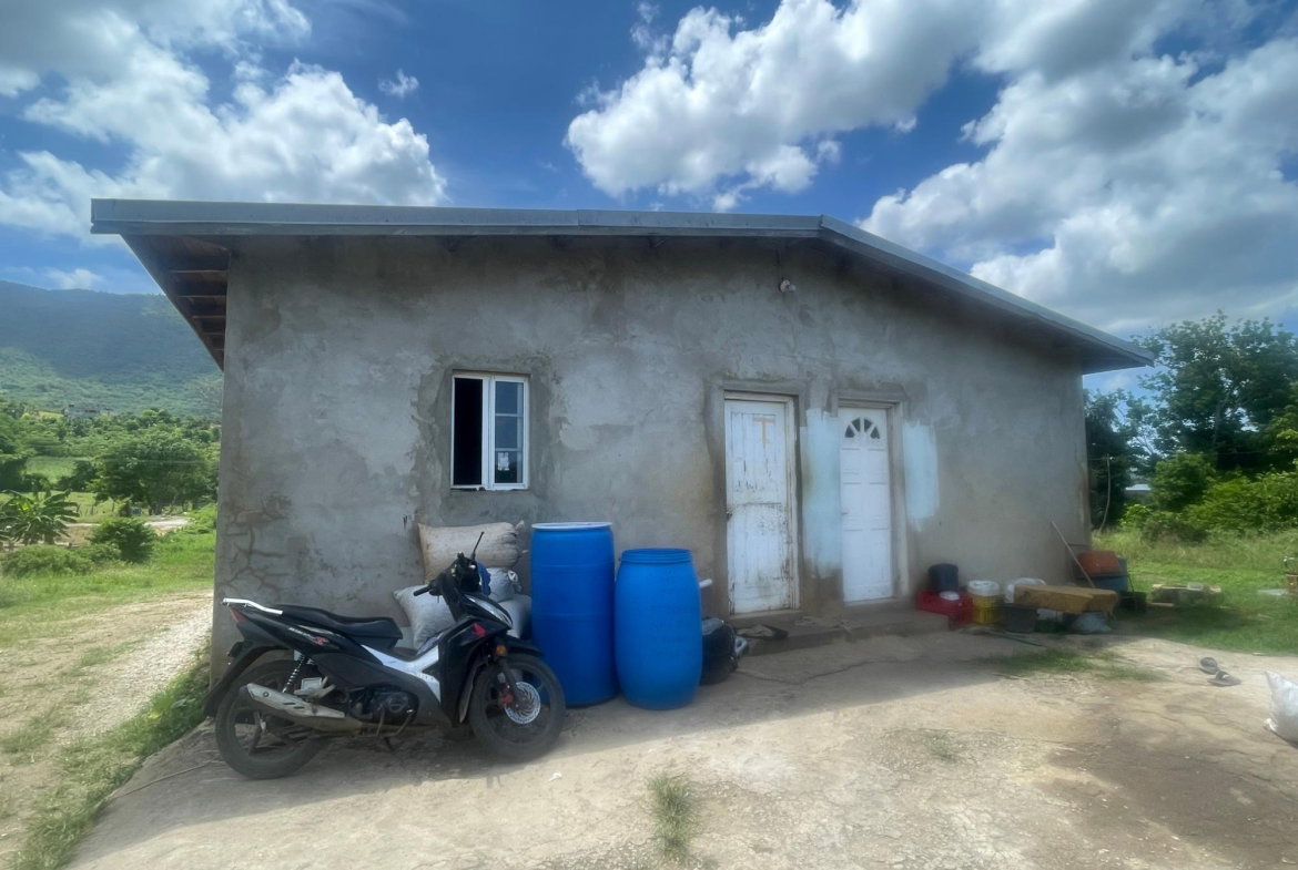 Sixth image of Mountainside, Saint Eliza in MOUNTAINSIDE, St. Elizabeth, Jamaica - property is For Sale