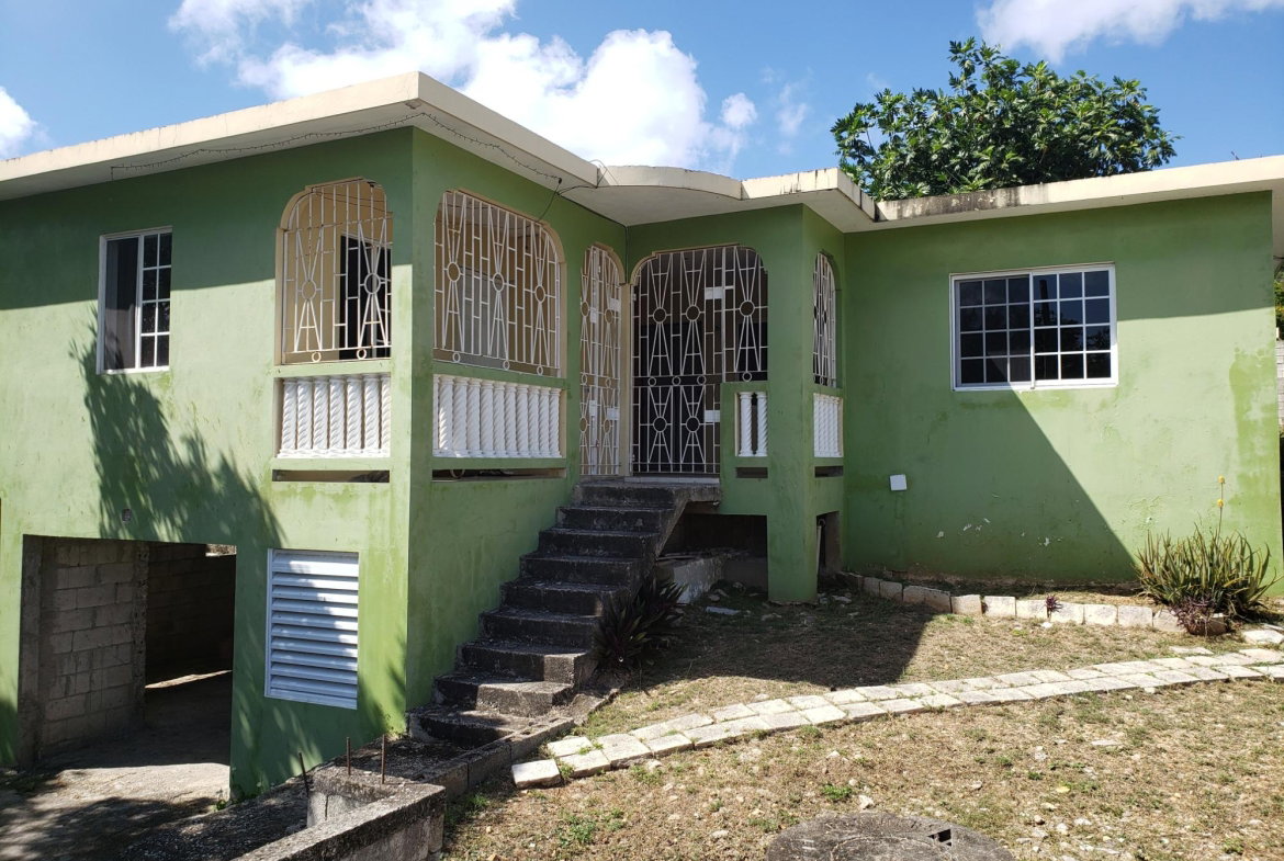 Third image of 335 Porto Bello Heights in Porto Bello Heights, St. James, Jamaica - property is For Sale