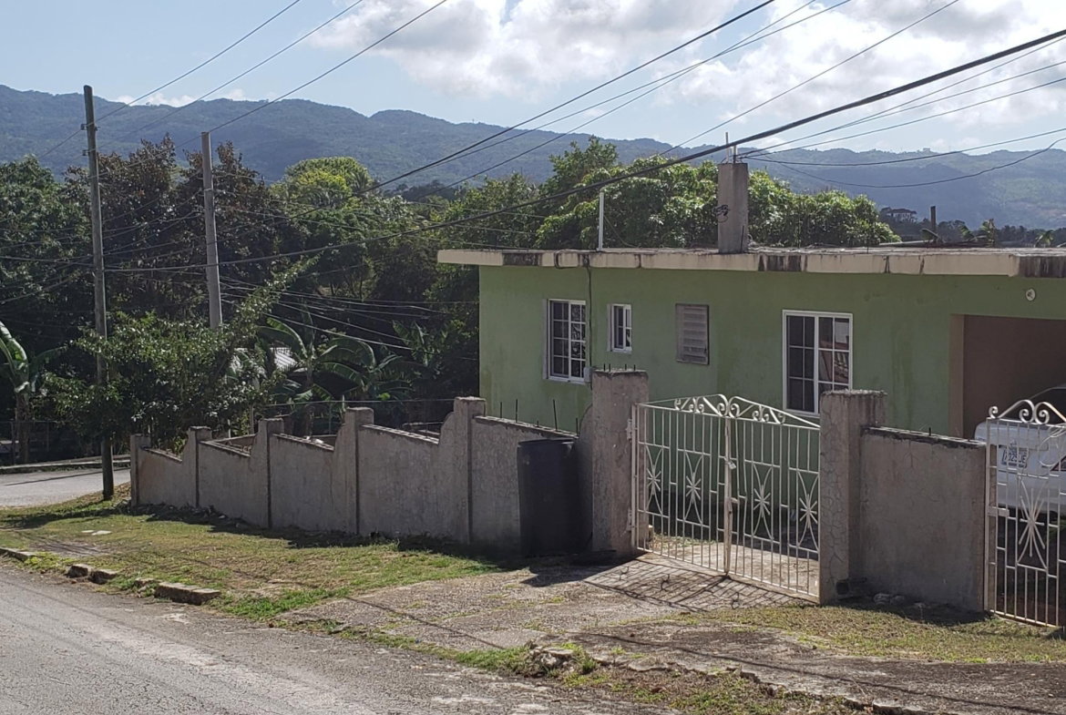 Fifth image of 335 Porto Bello Heights in Porto Bello Heights, St. James, Jamaica - property is For Sale
