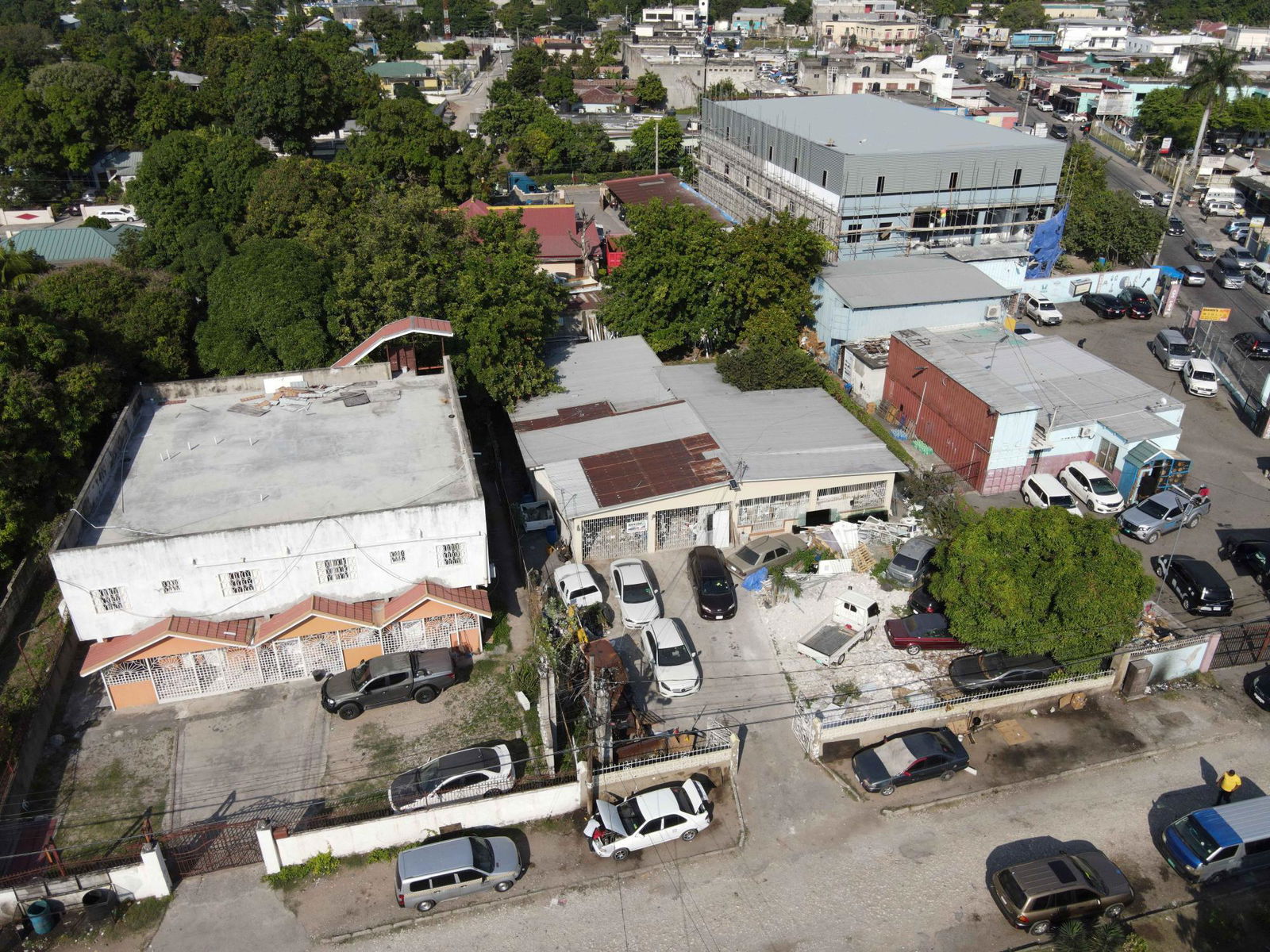 Investment-Property-for-Sale-in-St.-Andrew-Jamaica-–-11-Apartments-Commercial-Space Fifth image of 6 Healthshire in Kingston 10, St. Andrew, Jamaica - property is For Sale
