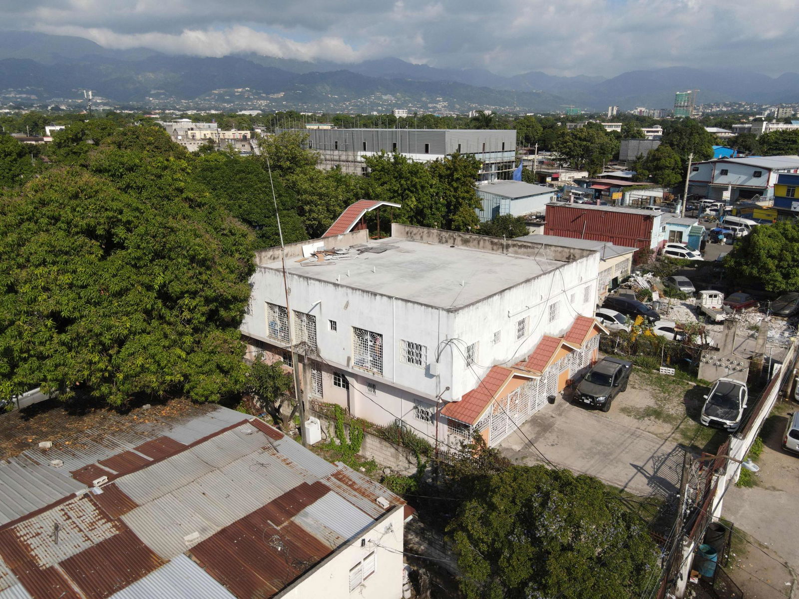 Investment-Property-for-Sale-in-St.-Andrew-Jamaica-–-11-Apartments-Commercial-Space Eighth image of 6 Healthshire in Kingston 10, St. Andrew, Jamaica - property is For Sale