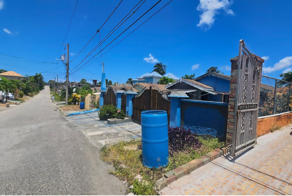 Third image of 1458 Bogue Village, St. James in Bogue Village, St. James, Jamaica - property is For Sale