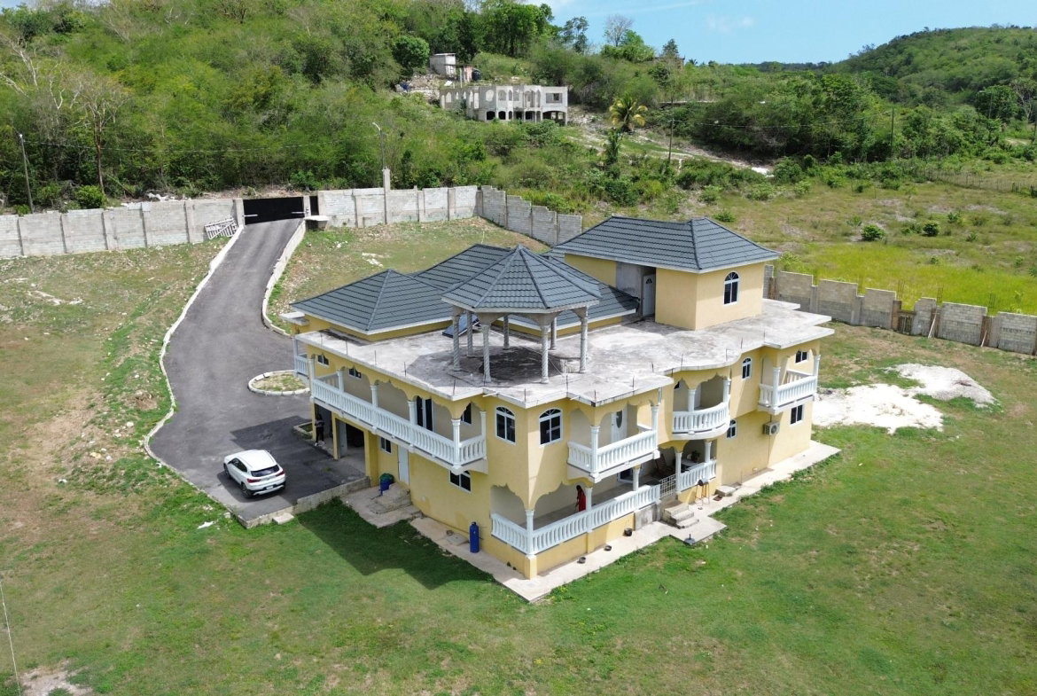 Third image of Content Adelphi in Adelphi, St. James, Jamaica - property is For Sale