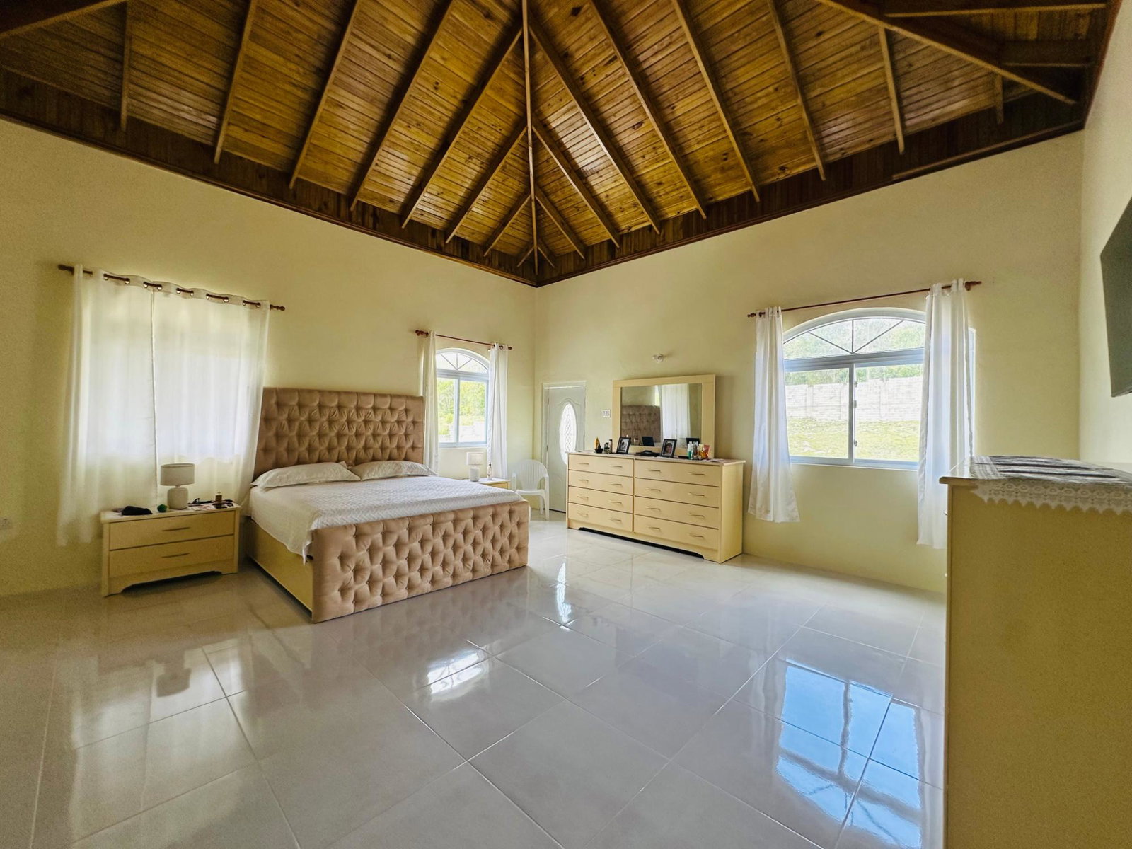 Twenty-Ninth image of Content Adelphi in Adelphi, St. James, Jamaica - property is For Sale