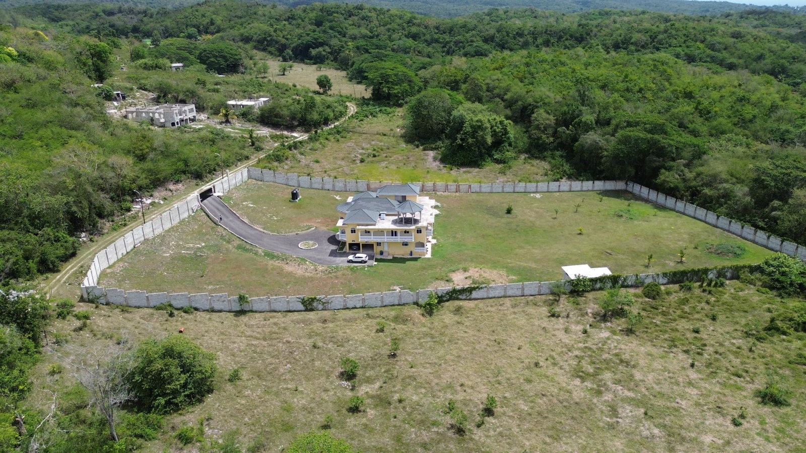 Eighth image of Content Adelphi in Adelphi, St. James, Jamaica - property is For Sale