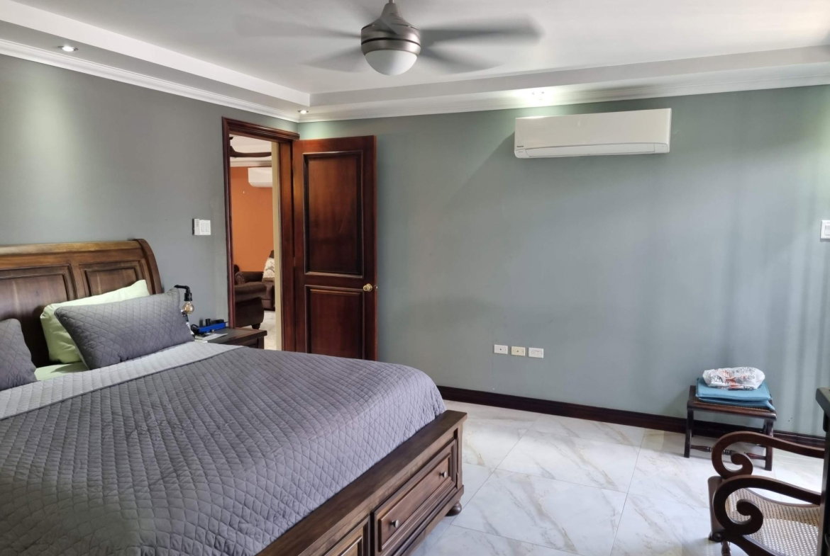 Thirteenth image of 10-4 Upper Musgrave Avenue in Kingston 10, St. Andrew, Jamaica - property is For Sale