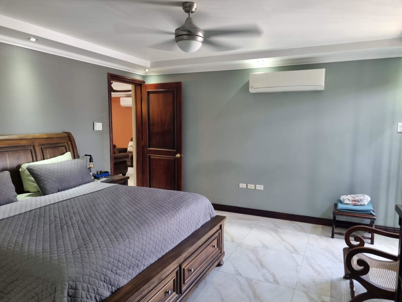 Thirteenth image of 10-4 Upper Musgrave Avenue in Kingston 10, St. Andrew, Jamaica - property is For Sale