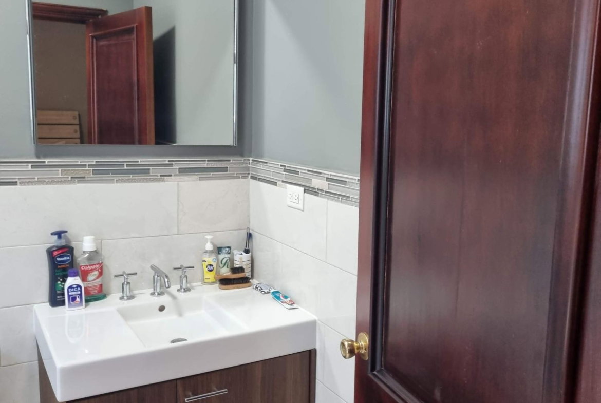Nineteenth image of 10-4 Upper Musgrave Avenue in Kingston 10, St. Andrew, Jamaica - property is For Sale