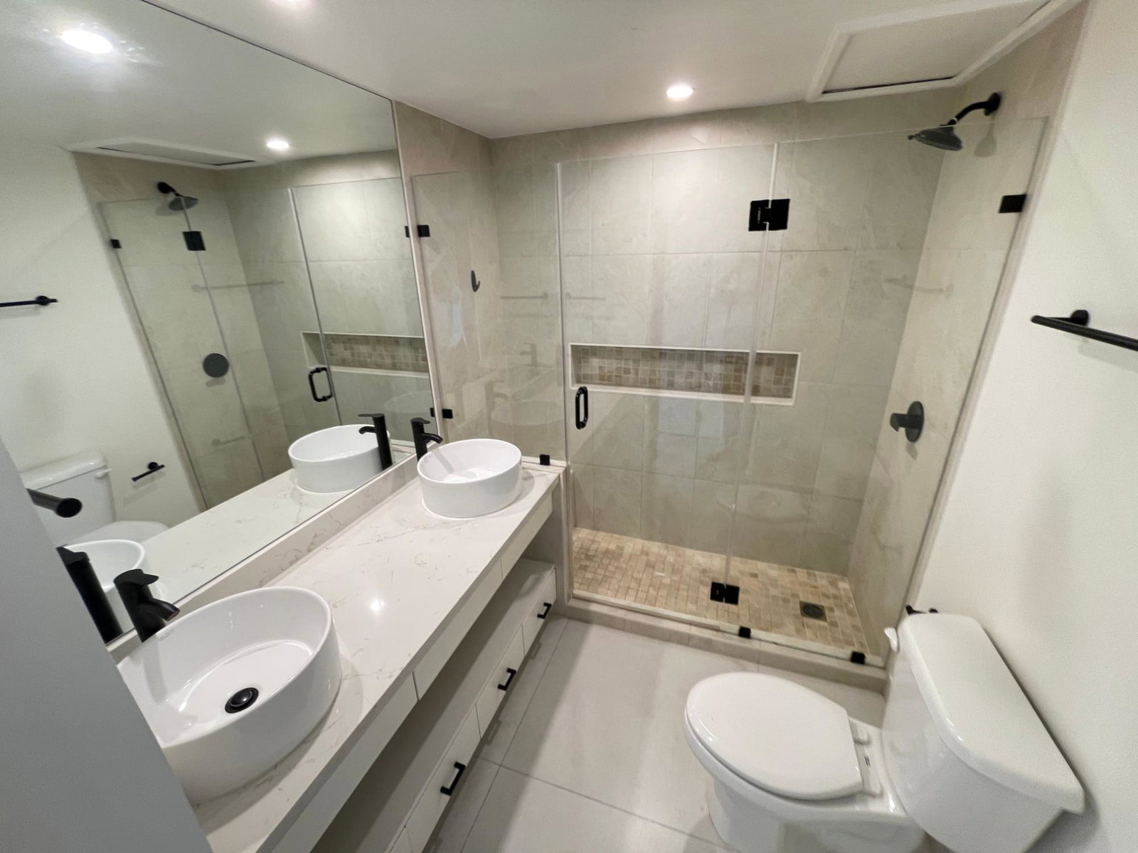 Eleventh image of 22- Manor Court Mews in Kingston 8, St. Andrew, Jamaica - property is For Sale