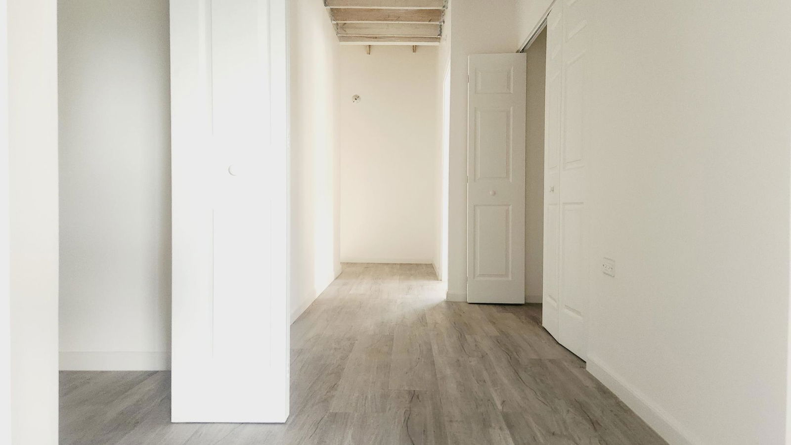 Picture of Luxury Celebrity Real Estate and Home Sales - Robb Report