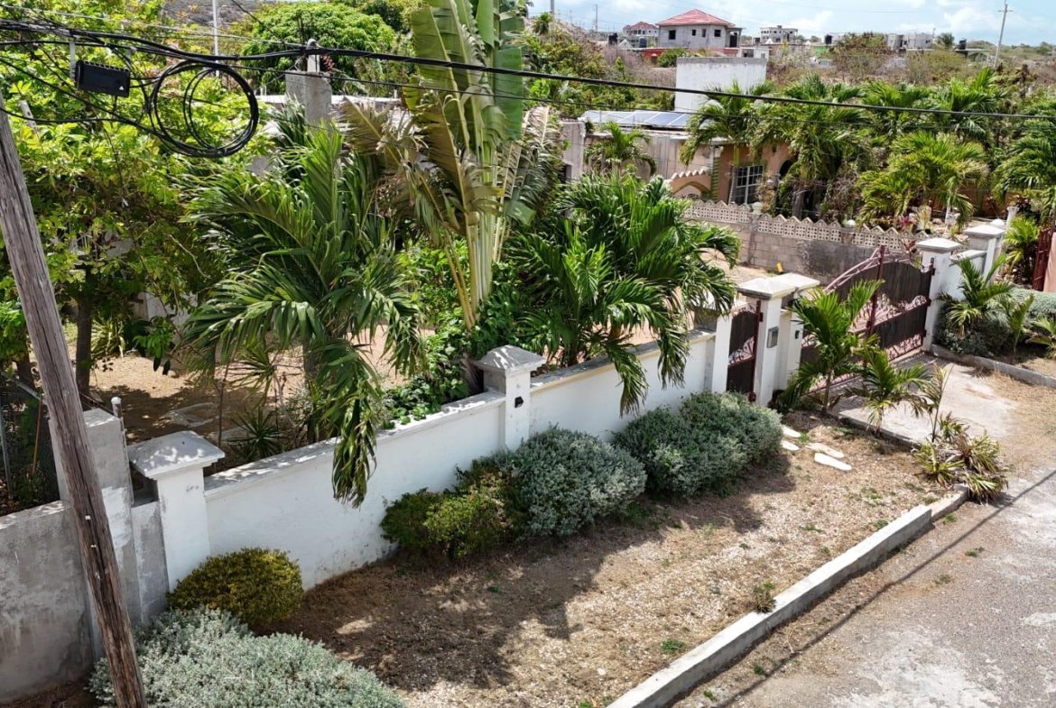 Second image of 216 Sandhill Circle in HELLSHIRE HILLS, St. Catherine, Jamaica - property is For Sale
