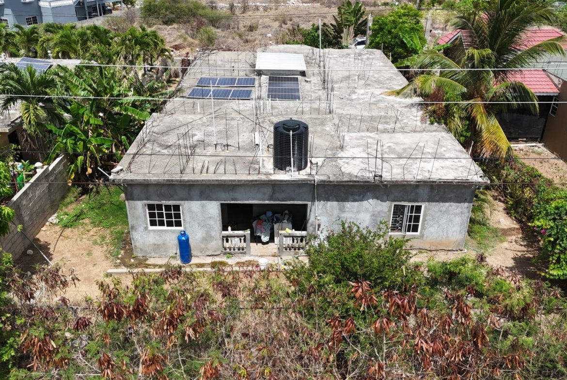 Fifteenth image of 216 Sandhill Circle in HELLSHIRE HILLS, St. Catherine, Jamaica - property is For Sale