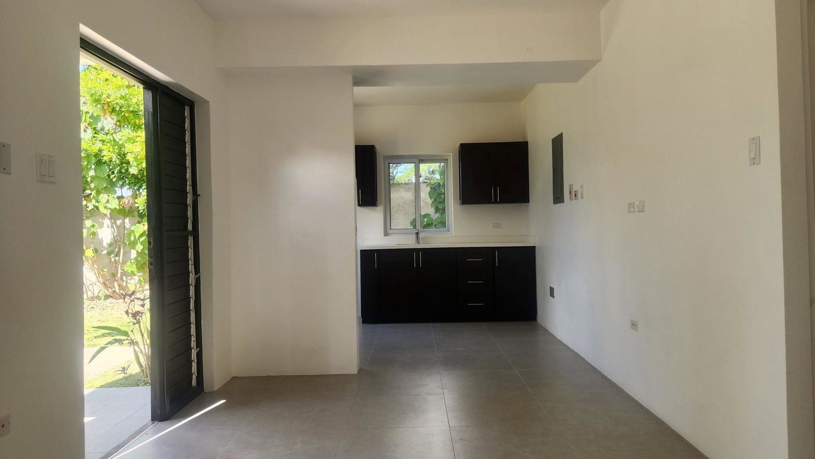 Modern-Ground-Floor-Apartment-for-Sale-in-Abia-Kingston-Jamaica Fourteenth image of F3-67 Shortwood Road, Kingston in Kingston 8, St. Andrew, Jamaica - property is For Sale