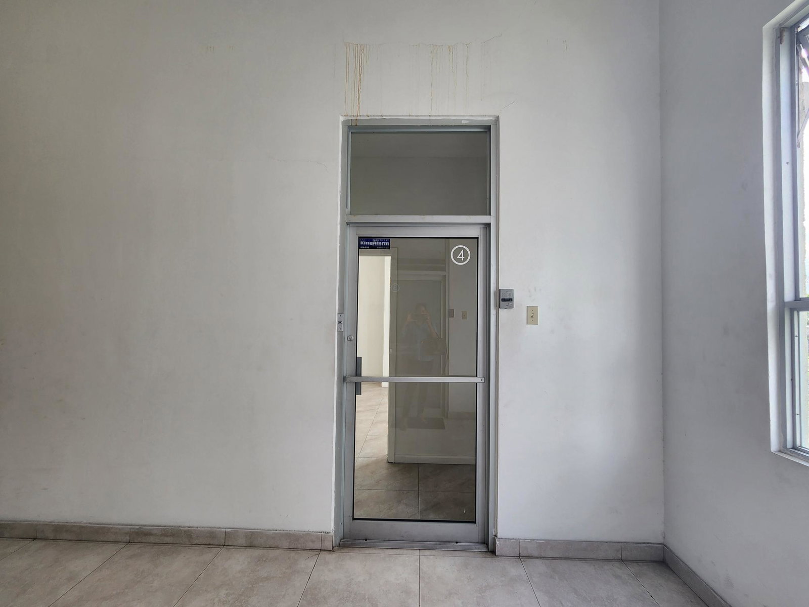 Fourth image of 13 West Kings House rd in Kingston 10, St. Andrew, Jamaica - property is For Rent