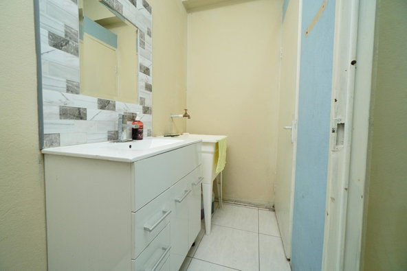 Fourth image of 1-70 East Street in KINGSTON, Kingston, Jamaica - property is For Rent