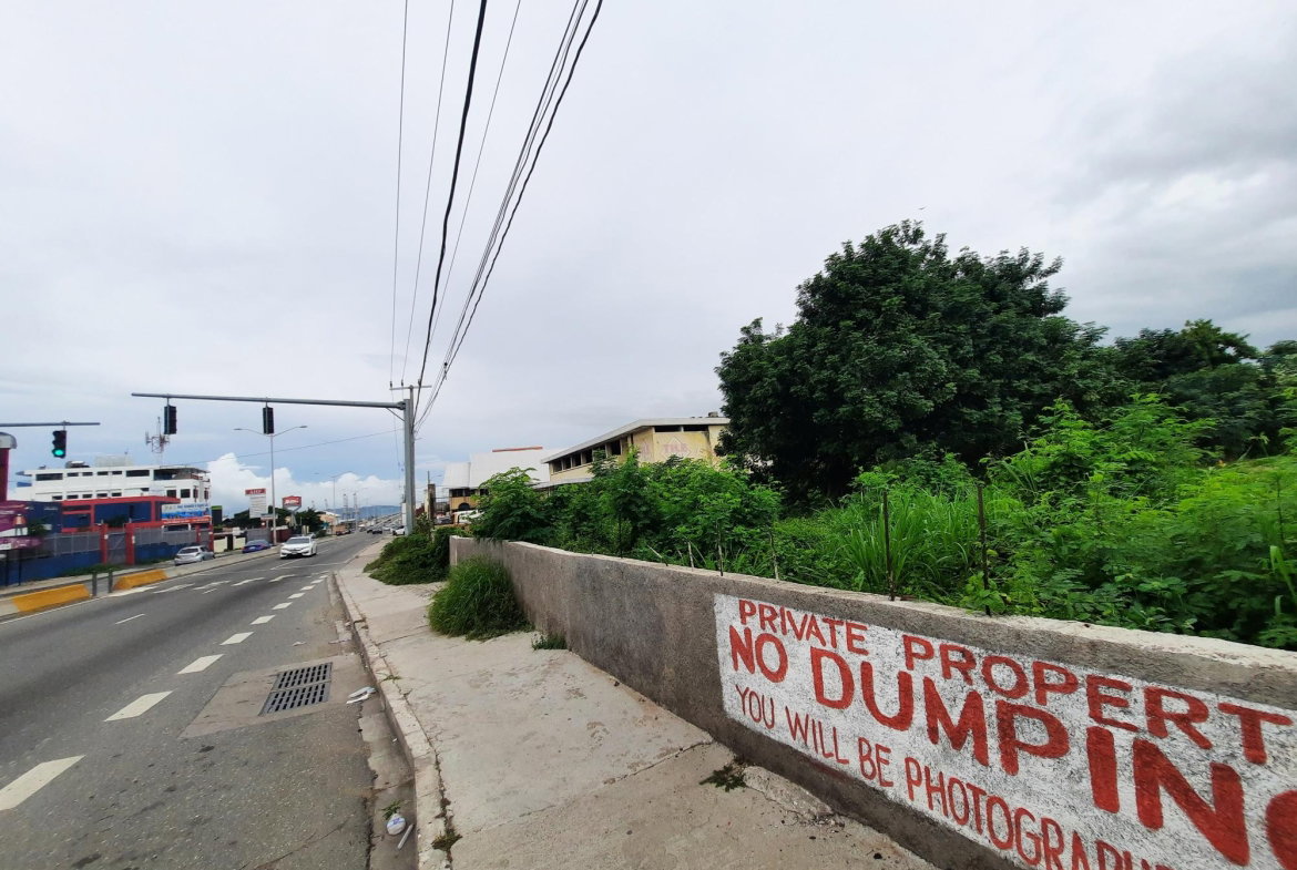 Fifth image of 112 Hagley Park rd in Kingston 11, St. Andrew, Jamaica - property is For Sale