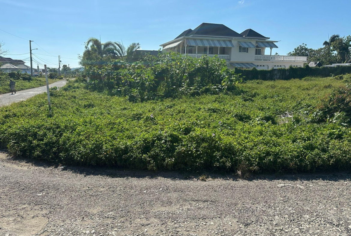Eleventh image of 23 Sonway Crescent in Haughton Court, Hanover, Jamaica - property is For Sale
