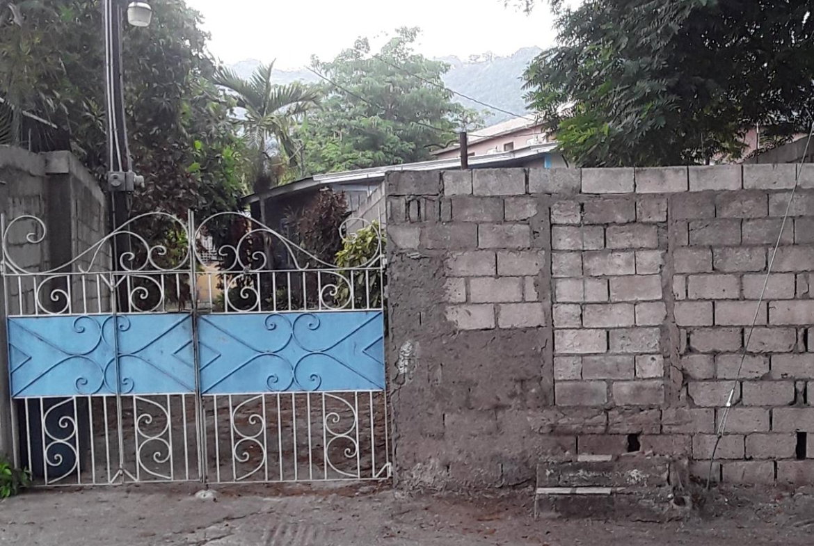 Fifteenth image of 17 Mona Road Kingston 6 in Kingston 6, St. Andrew, Jamaica - property is For Sale