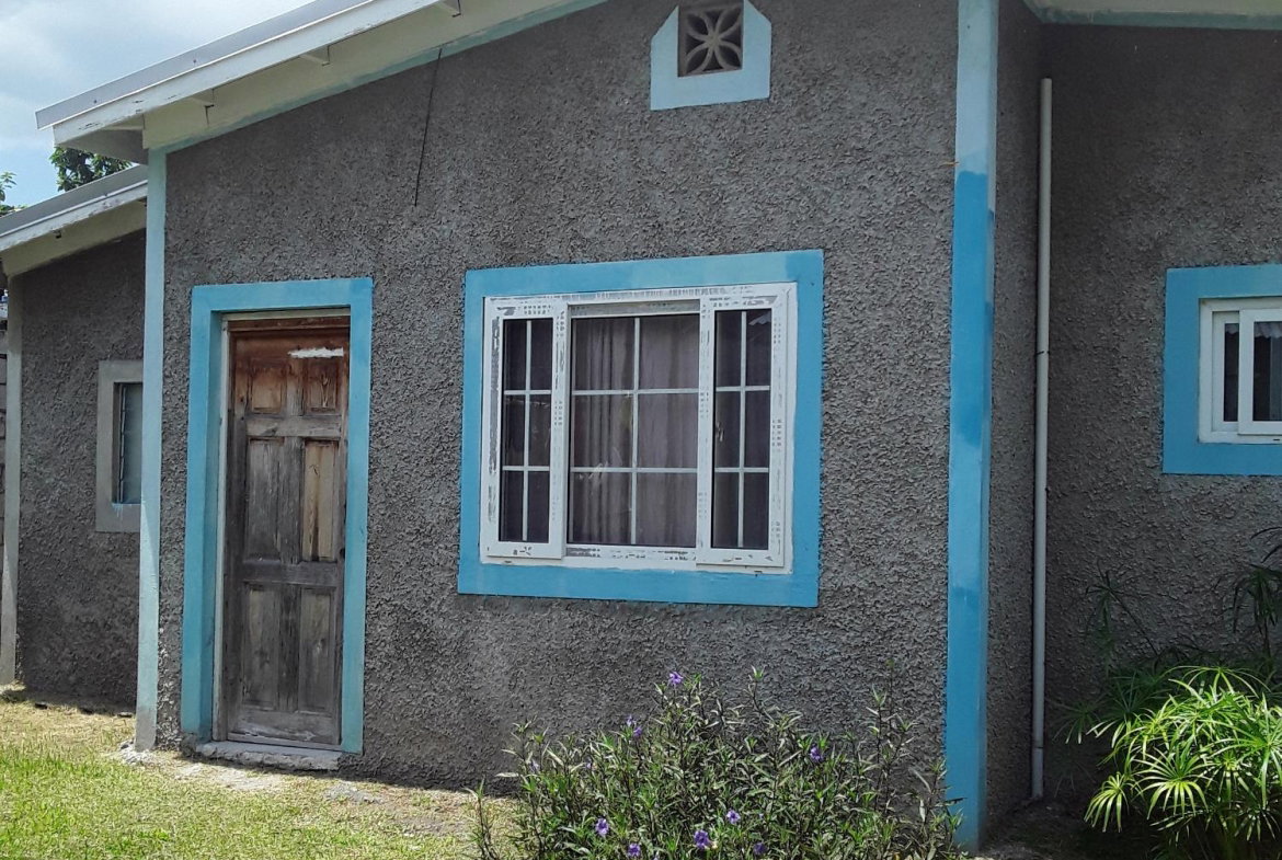 Seventh image of 17 Mona Road Kingston 6 in Kingston 6, St. Andrew, Jamaica - property is For Sale