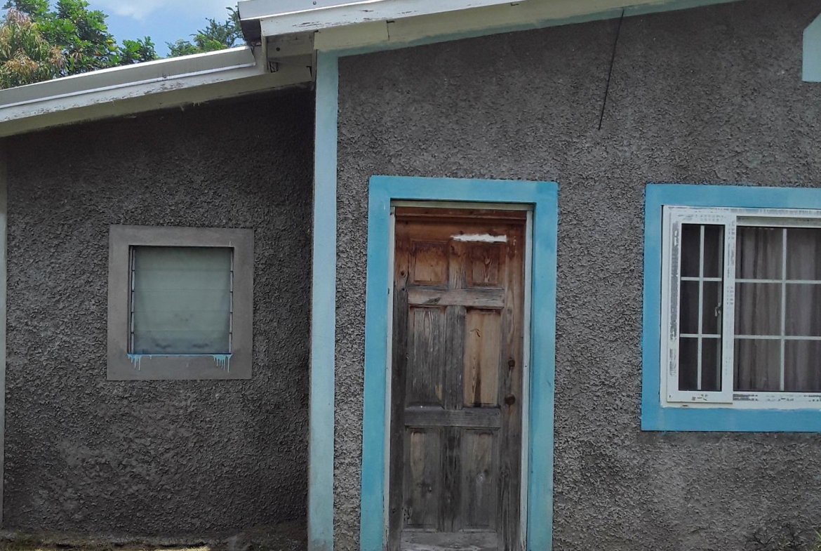 Ninth image of 17 Mona Road Kingston 6 in Kingston 6, St. Andrew, Jamaica - property is For Sale