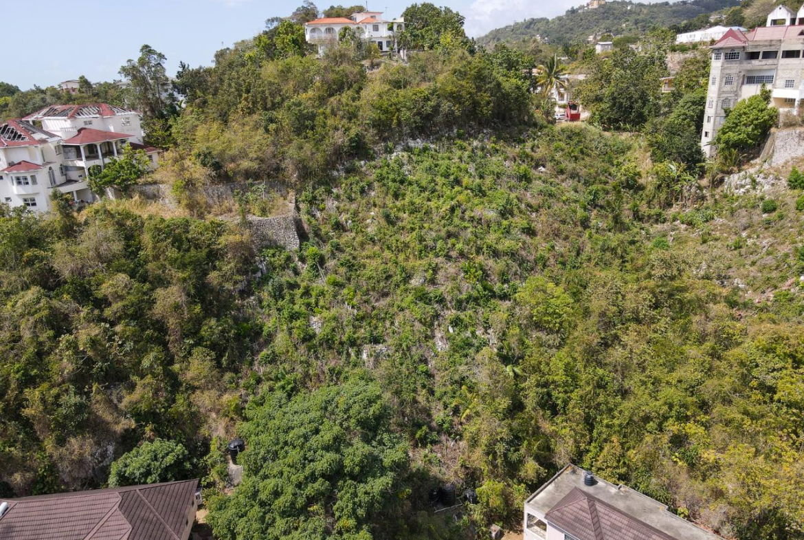 Thirteenth image of 6 Sterling Castle, Kingston in Kingston 19, St. Andrew, Jamaica - property is For Sale
