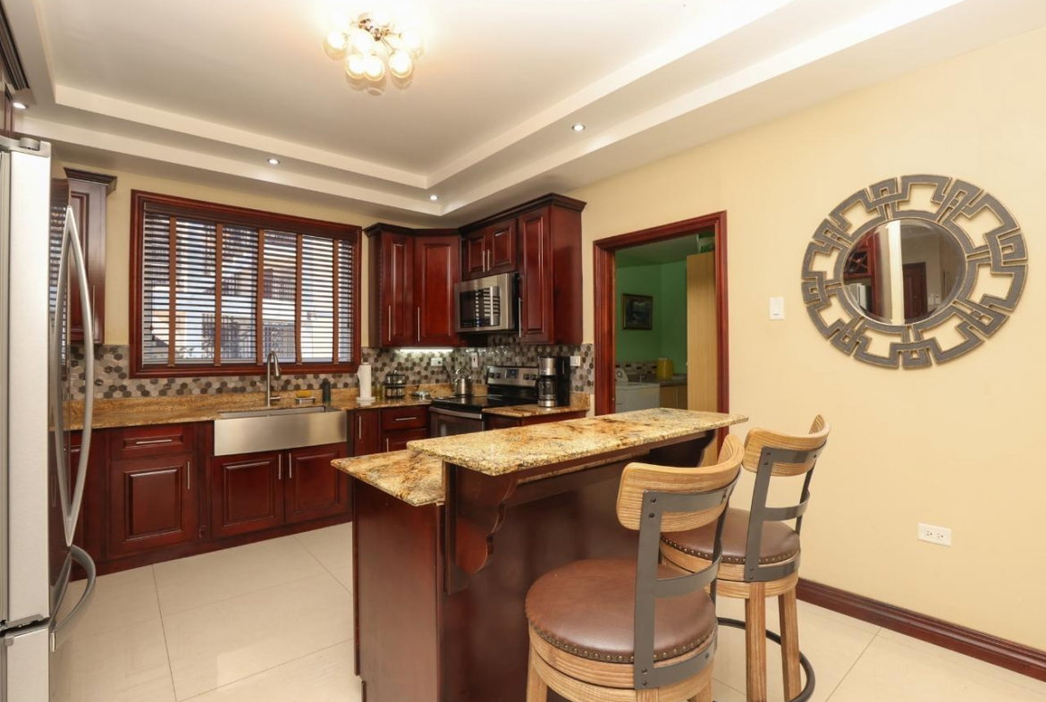 Twelfth image of 19-4 Upper Musgrave Avenue in Kingston 5, St. Andrew, Jamaica - property is For Sale