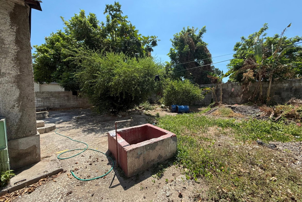 First image of 29 Fairbourne Road in Kingston 2, Kingston, Jamaica - property is For Sale