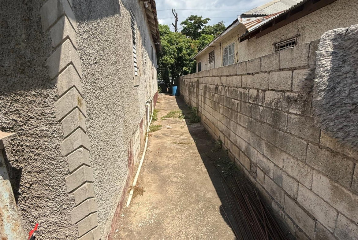 Fifth image of 29 Fairbourne Road in Kingston 2, Kingston, Jamaica - property is For Sale