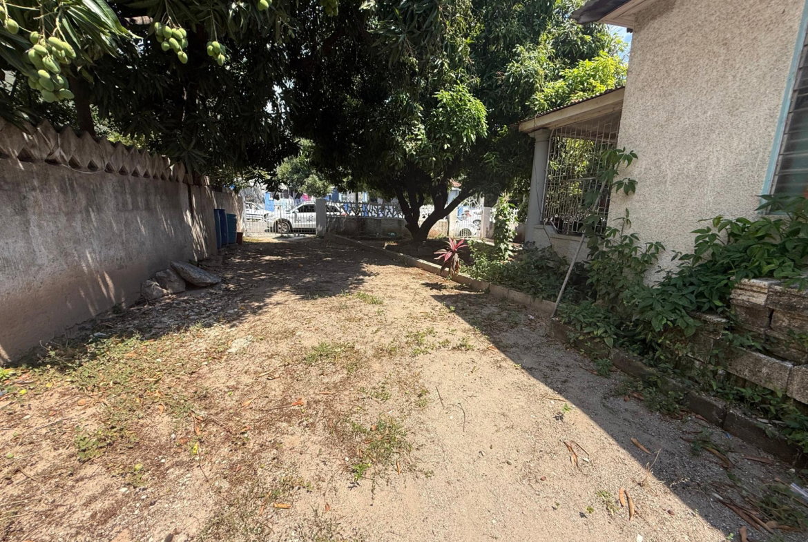 Sixth image of 29 Fairbourne Road in Kingston 2, Kingston, Jamaica - property is For Sale