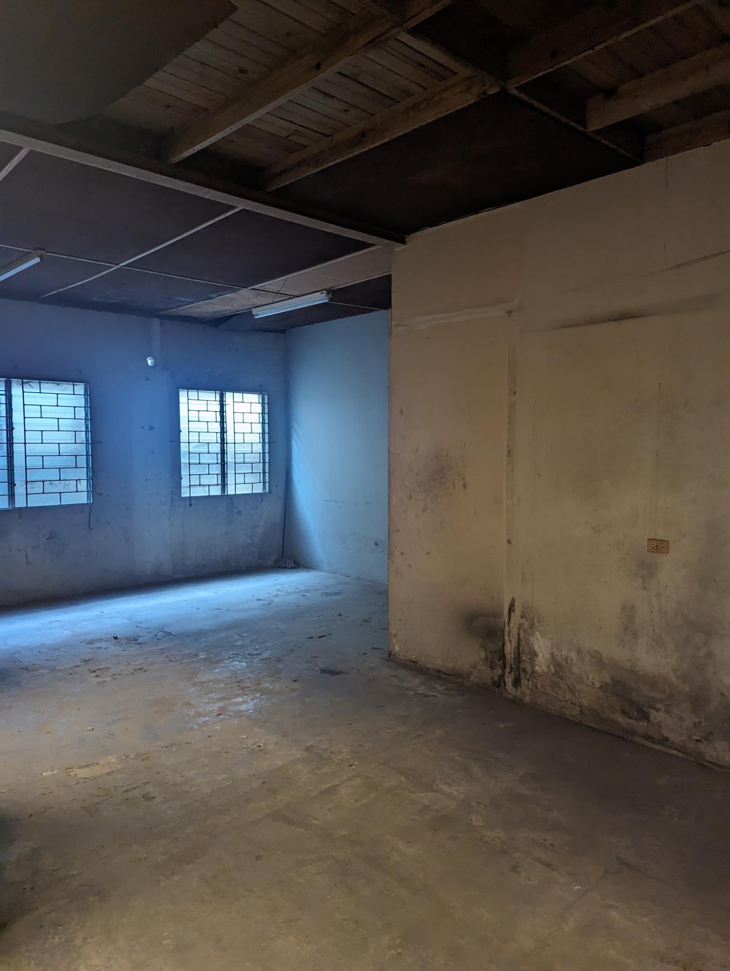 Fifth image of 10 North Avenue, Kingston 5 in Kingston 5, St. Andrew, Jamaica - property is For Rent