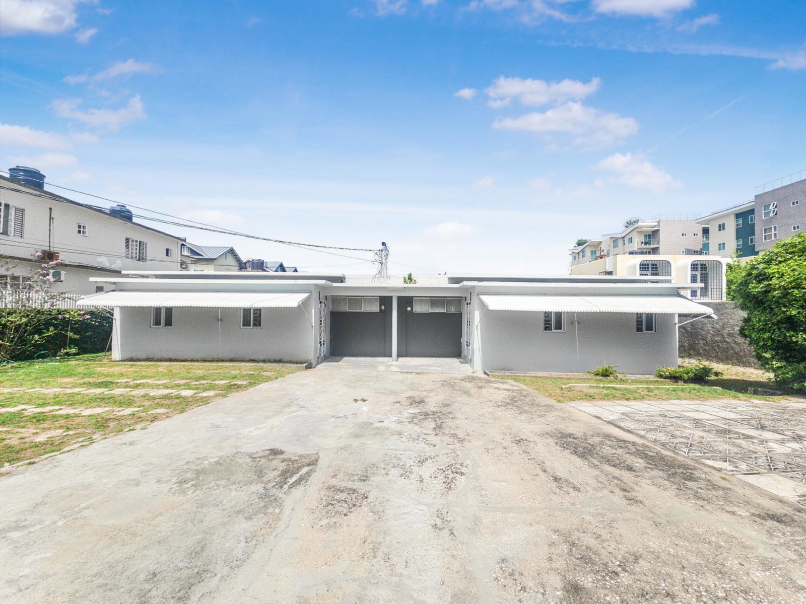 Third image of 11 Carvalho Drive in Kingston 10, St. Andrew, Jamaica - property is For Rent