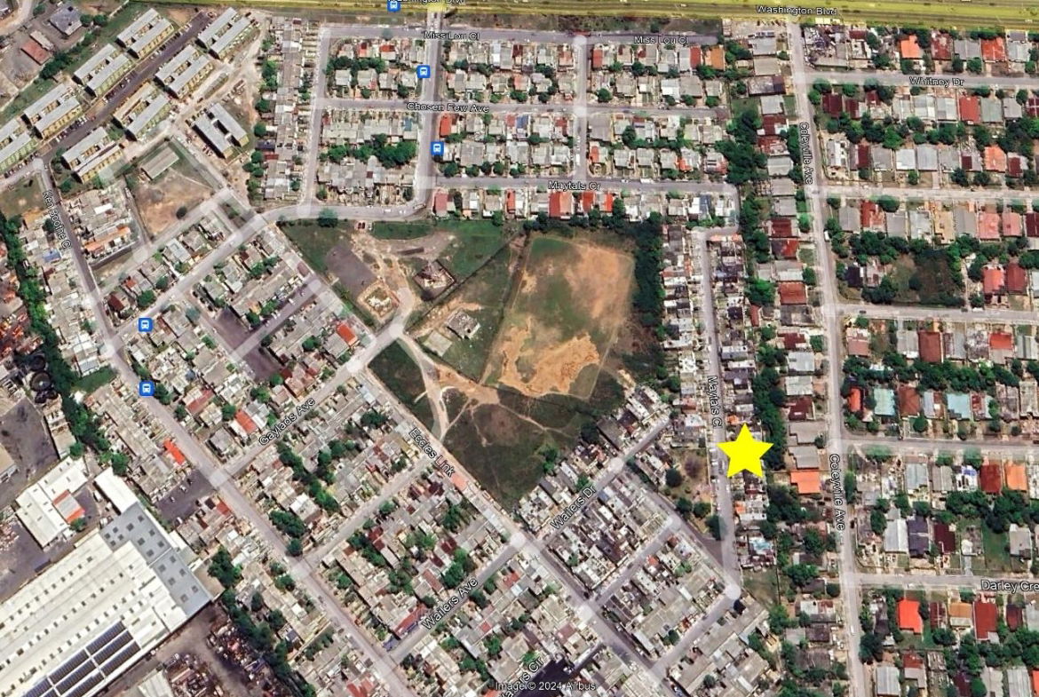 Ninth image of 32 Maytals Close in Kingston 20, St. Andrew, Jamaica - property is For Sale