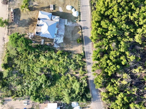 First image of Parottee, St. Elizabeth in Parottee, St. Elizabeth, Jamaica - property is For Sale