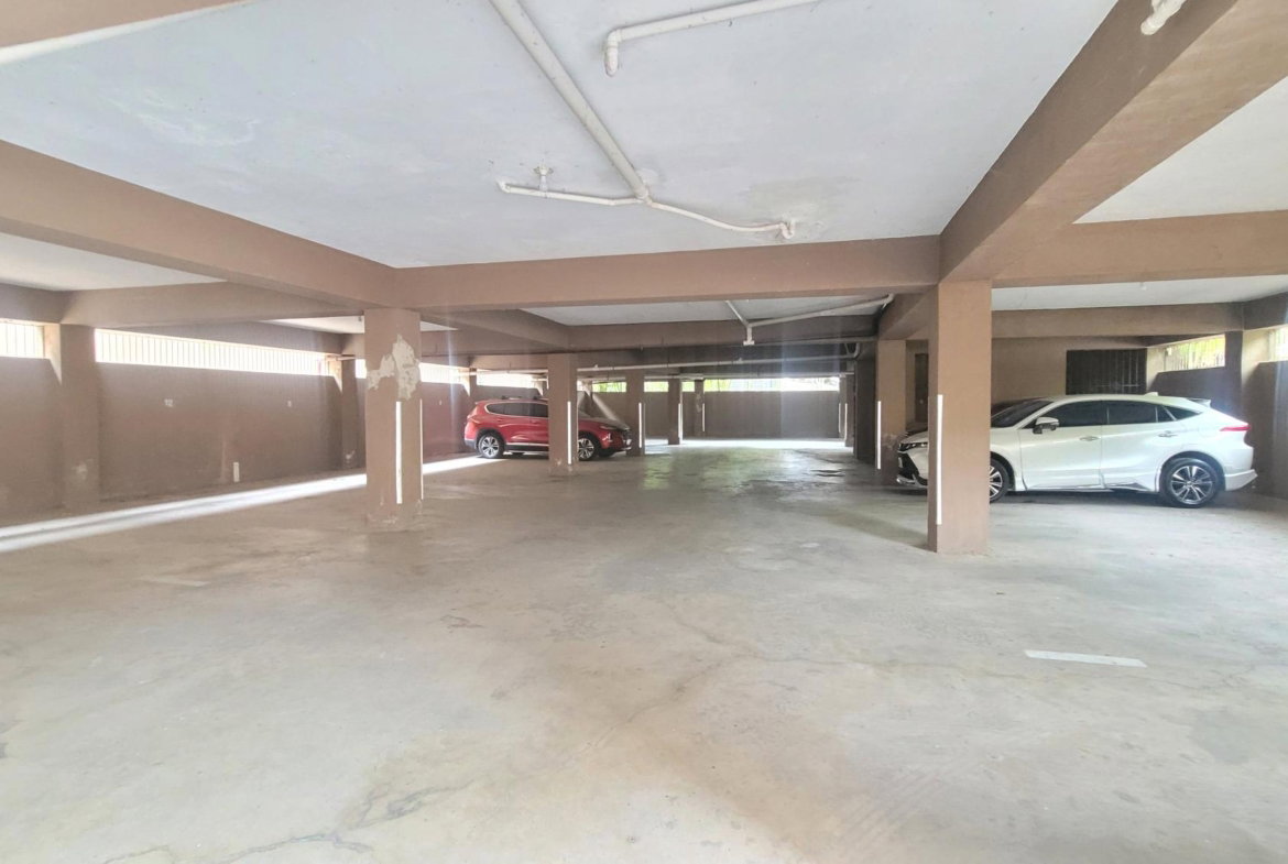Eleventh image of 16-8 Washington Drive in Kingston 10, St. Andrew, Jamaica - property is For Rent