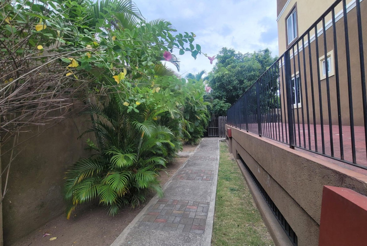 Twelfth image of 16-8 Washington Drive in Kingston 10, St. Andrew, Jamaica - property is For Rent