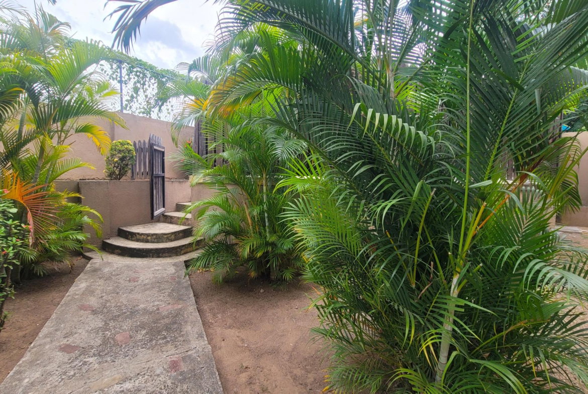 Fourteenth image of 16-8 Washington Drive in Kingston 10, St. Andrew, Jamaica - property is For Rent