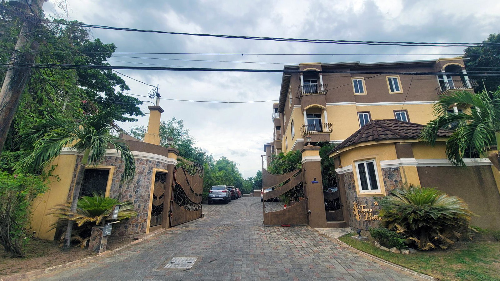 1-Bedroom-Apartment-for-Rent-in-Gated-Community-St.-Andrew-Jamaica Seventeenth image of 16-8 Washington Drive in Kingston 10, St. Andrew, Jamaica - property is For Rent