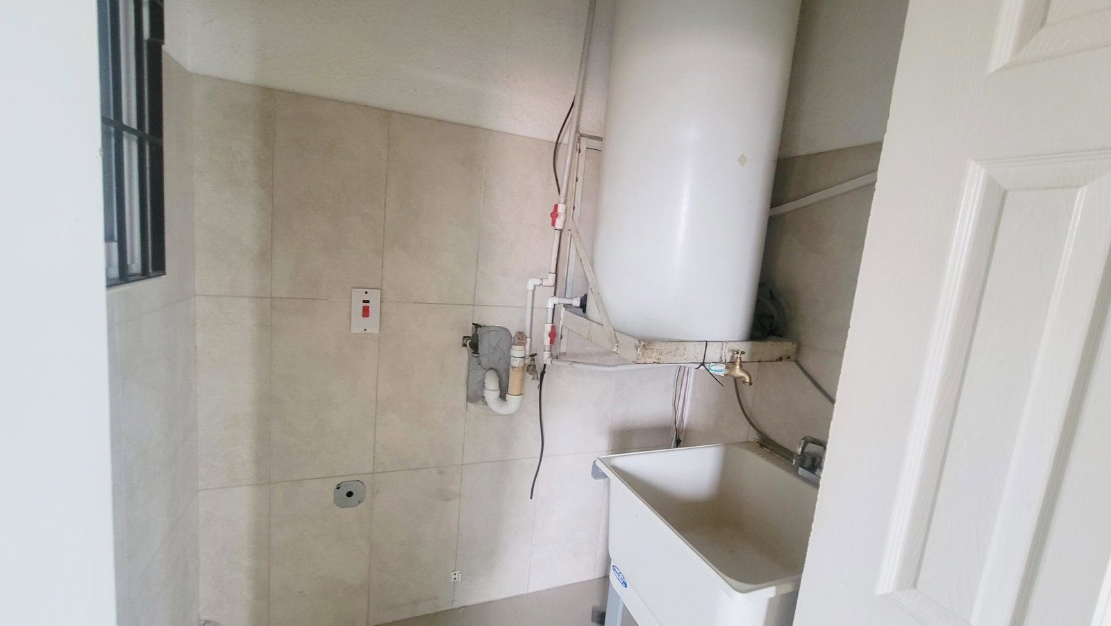 1-Bedroom-Apartment-for-Rent-in-Gated-Community-St.-Andrew-Jamaica Seventh image of 16-8 Washington Drive in Kingston 10, St. Andrew, Jamaica - property is For Rent