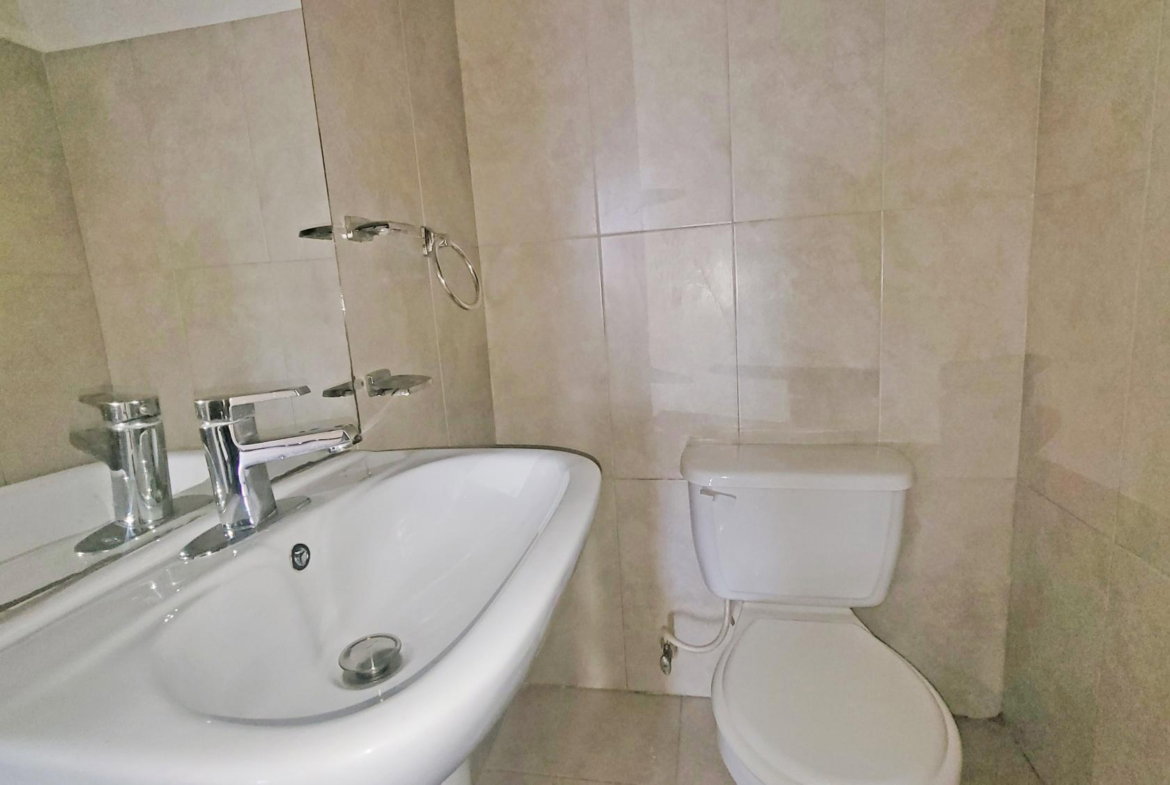Tenth image of 16-8 Washington Drive in Kingston 10, St. Andrew, Jamaica - property is For Rent