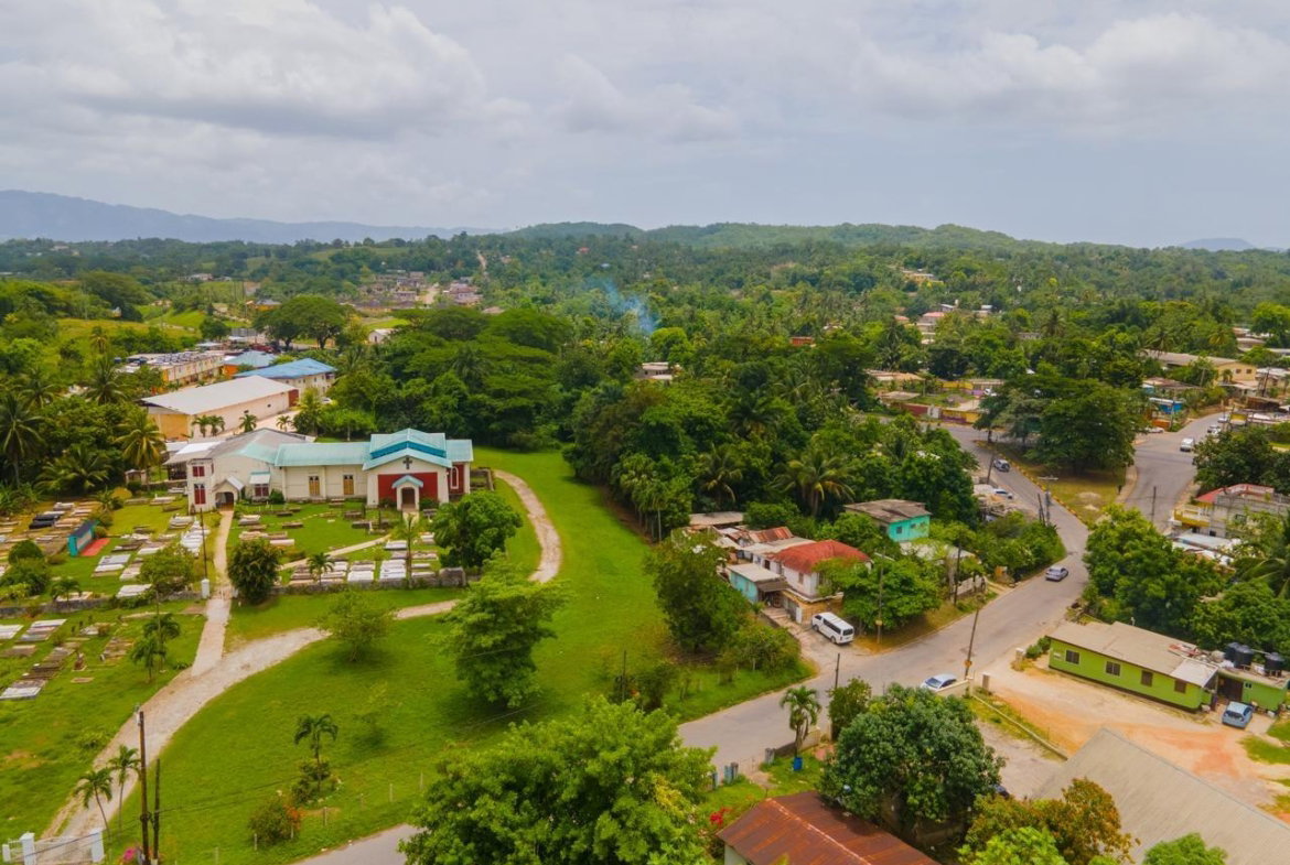 Sixth image of Bog Walk, St. Catherine in Bog Walk, St. Catherine, Jamaica - property is For Sale
