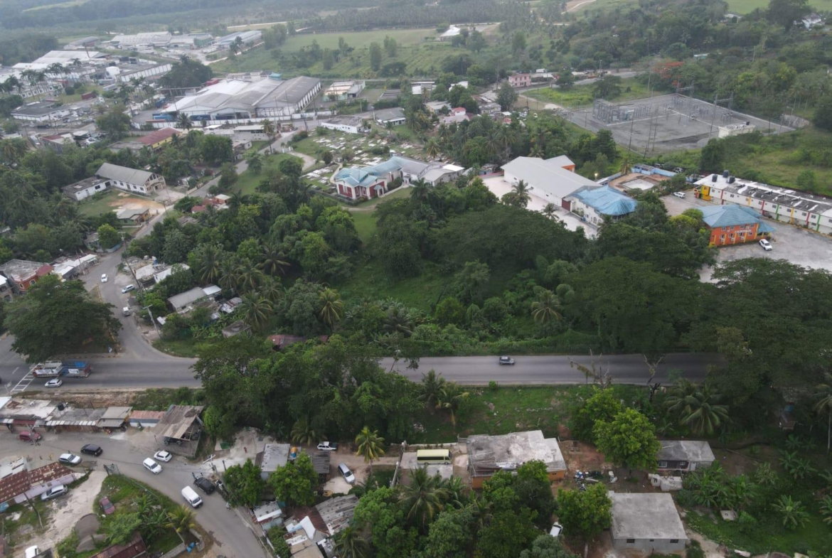 Ninth image of Bog Walk, St. Catherine in Bog Walk, St. Catherine, Jamaica - property is For Sale