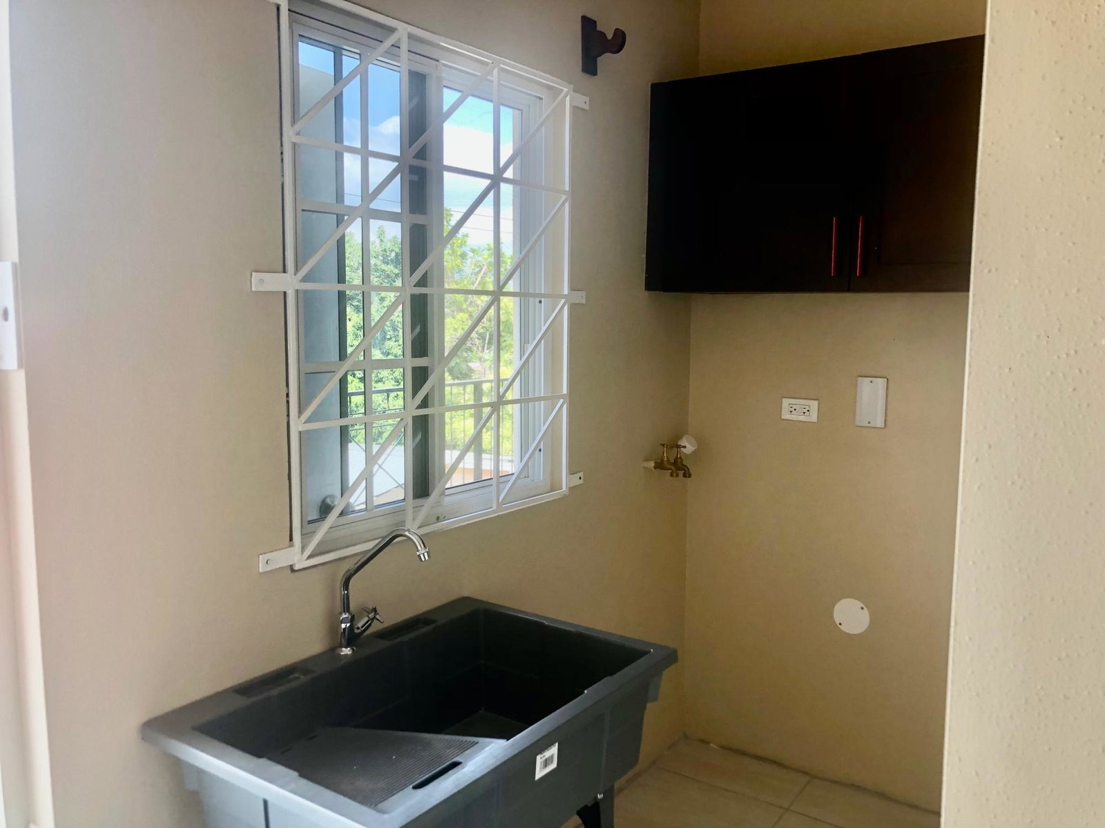Eleventh image of 10-40 Deanery Ave in Kingston 3, St. Andrew, Jamaica - property is For Rent