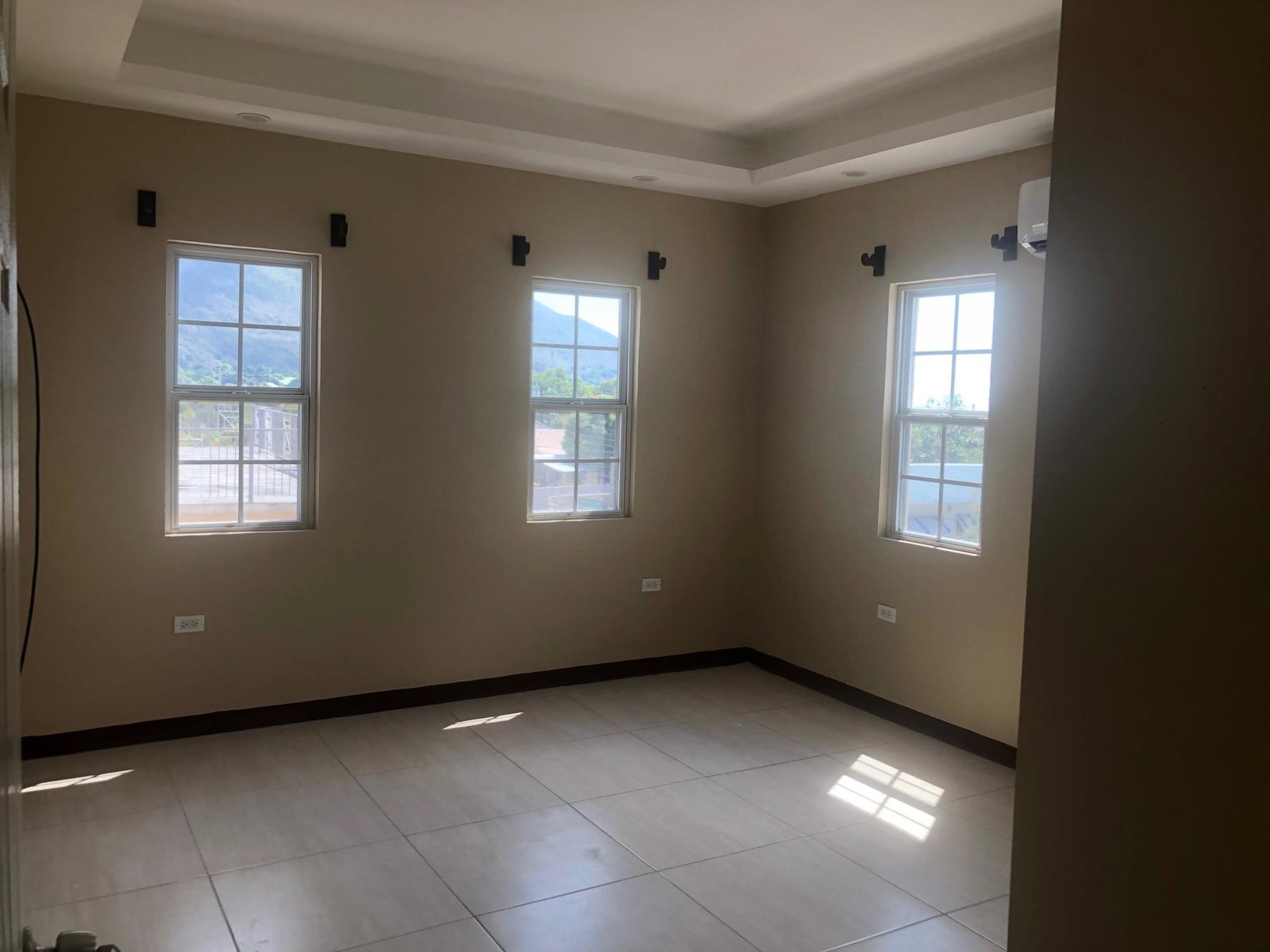 Seventh image of 10-40 Deanery Ave in Kingston 3, St. Andrew, Jamaica - property is For Rent