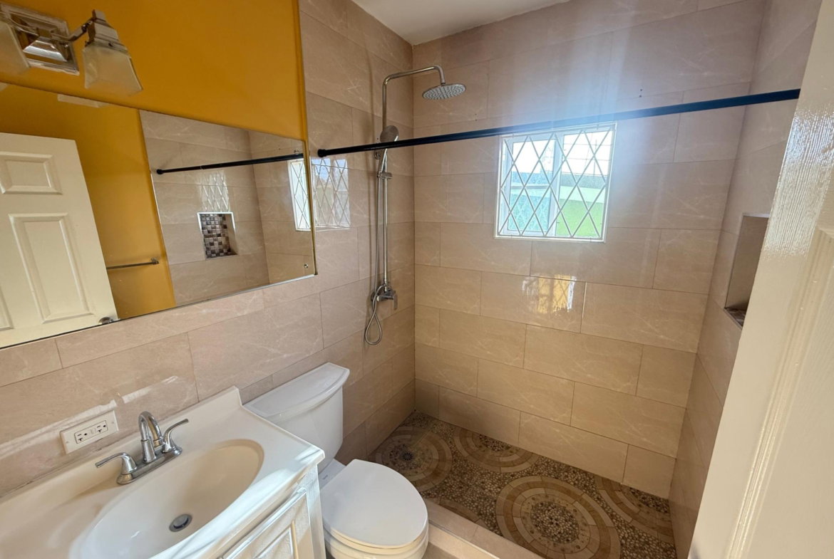 Seventh image of Draxhall Manor in Drax Hall Estate, St. Ann, Jamaica - property is For Rent