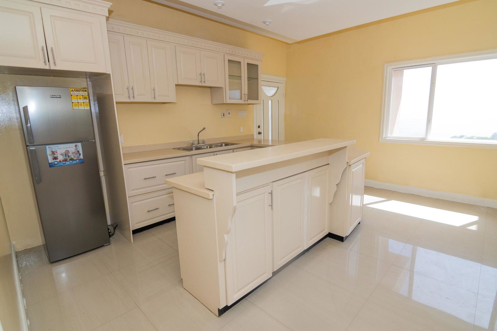 2-Bedroom-Apartment-for-Rent-in-Patrick-Heights-Red-Hills-St.-Andrew Second image of 6- Tojora Rd, Patrick Height in Red Hills, St. Andrew, Jamaica - property is For Rent