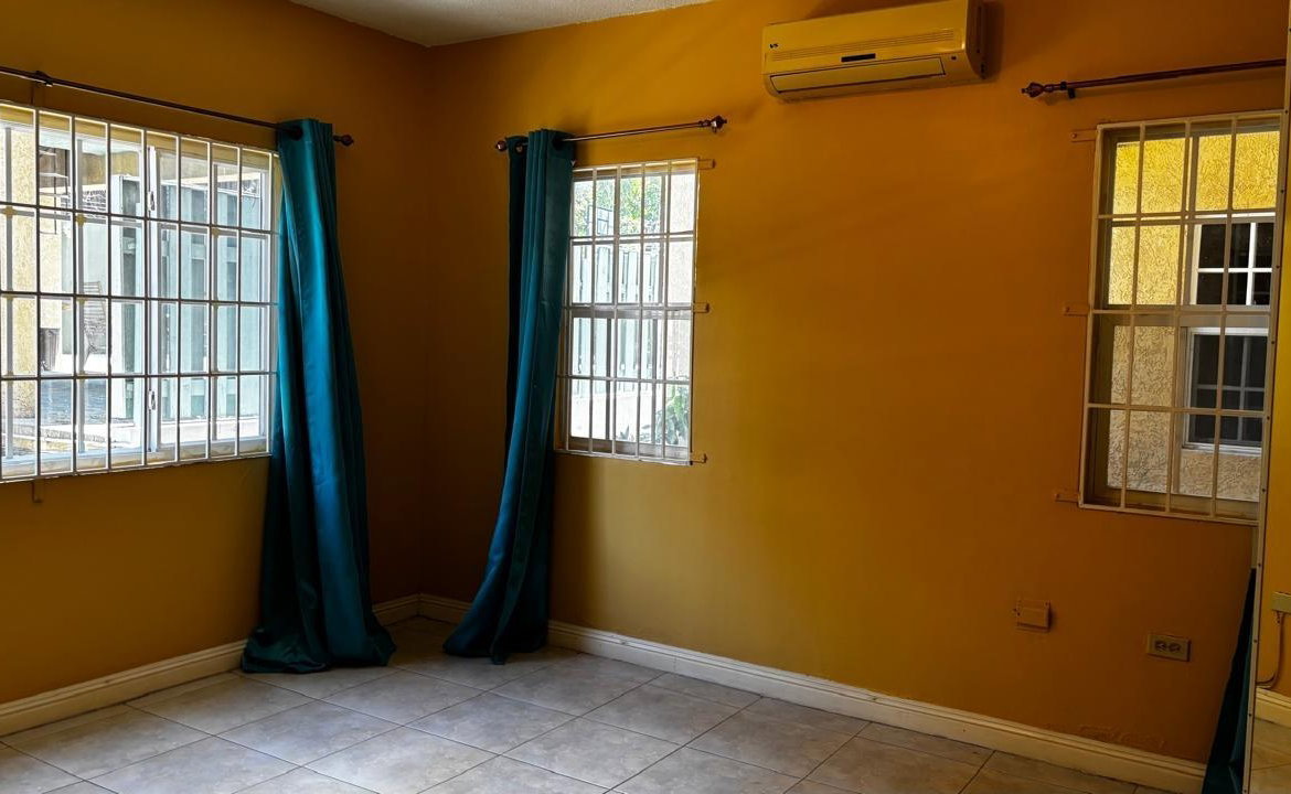 Fifteenth image of 1c- Roseneath Avenue in Kingston 6, St. Andrew, Jamaica - property is For Rent
