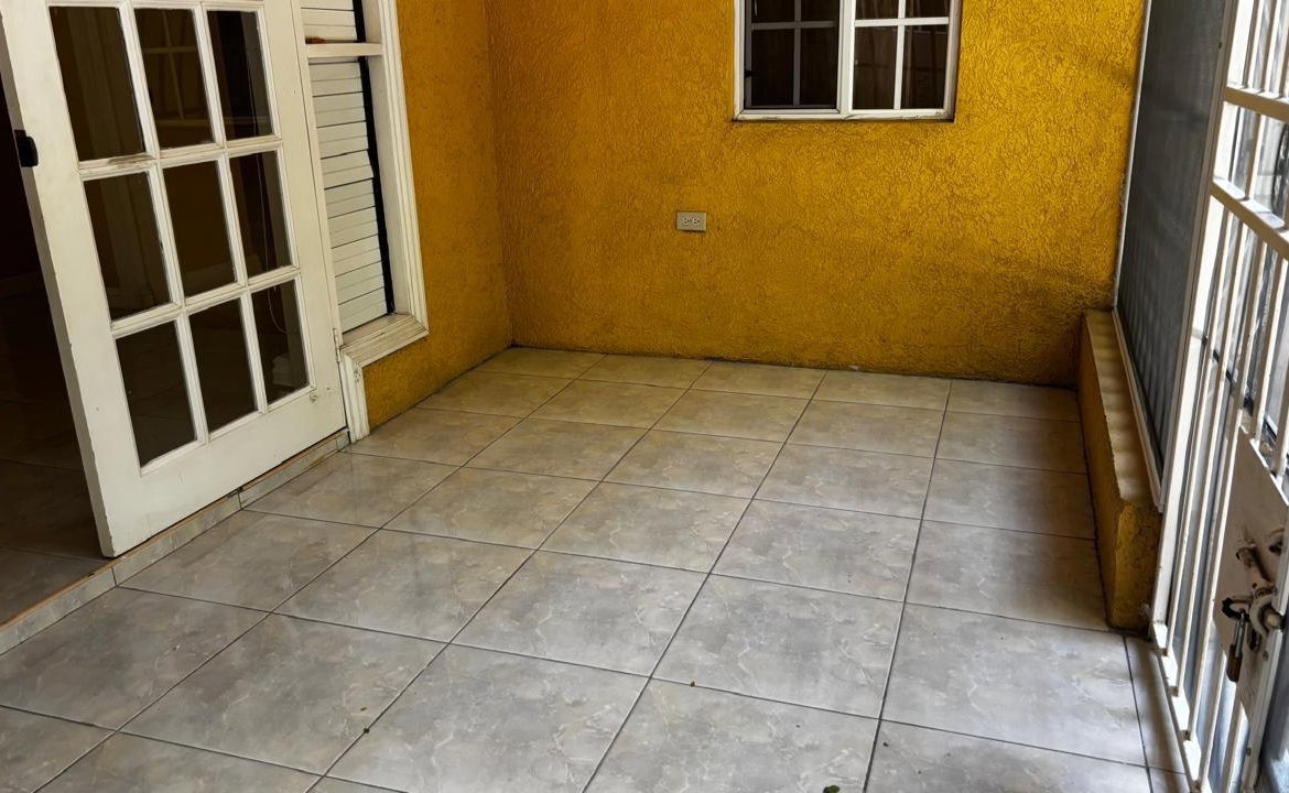 Nineteenth image of 1c- Roseneath Avenue in Kingston 6, St. Andrew, Jamaica - property is For Rent