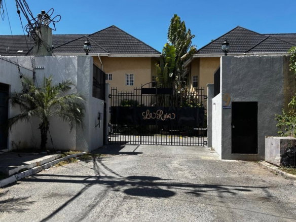 First image of 1c- Roseneath Avenue in Kingston 6, St. Andrew, Jamaica - property is For Rent