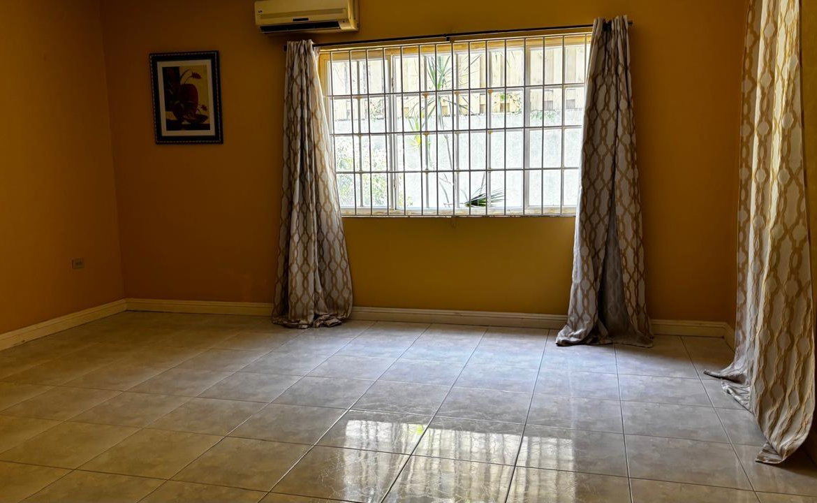 Tenth image of 1c- Roseneath Avenue in Kingston 6, St. Andrew, Jamaica - property is For Rent